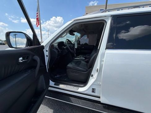 Used 2023 Nissan Armada Platinum w/ Cargo Package AWD/4WD image 9