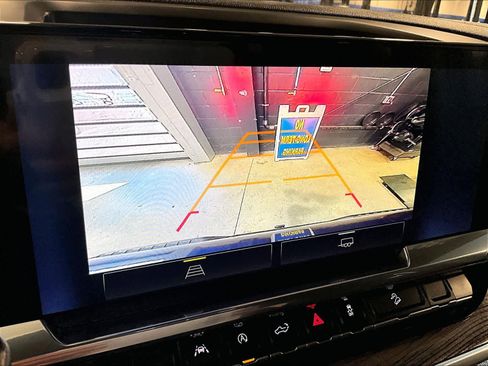 Used 2022 Chevrolet Silverado 1500 LT Trail Boss image 19