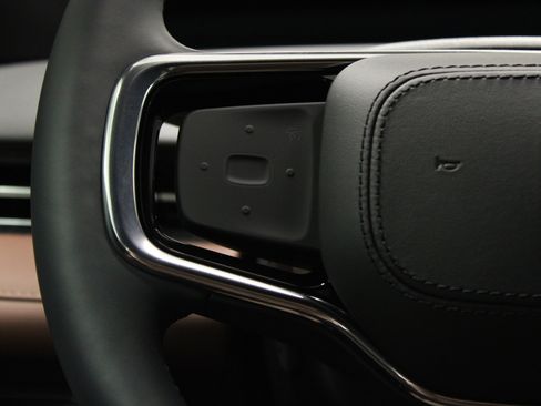 New 2026 Lincoln Nautilus Reserve image 23