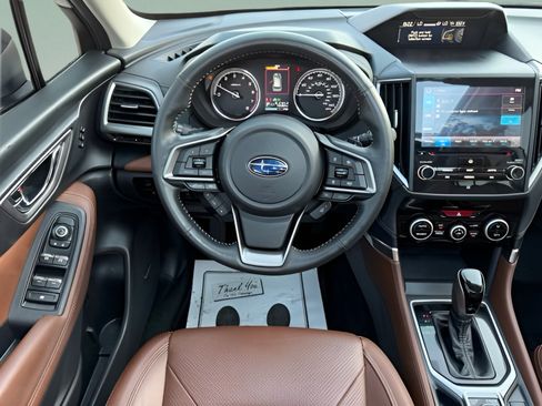 Used 2020 Subaru Forester Touring AWD/4WD image 12