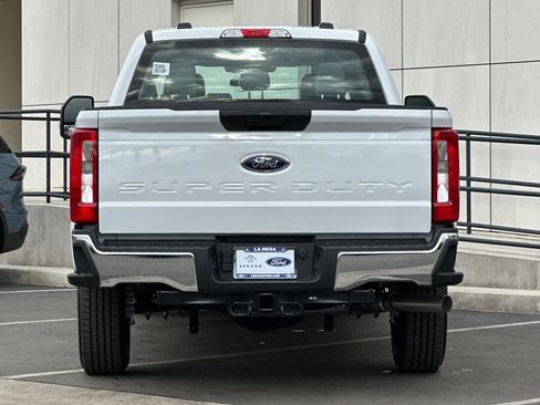 New 2026 Ford F250 XL w/ XL Chrome Package RWD image 4