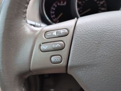 Used 2004 Lexus RX 330 w/ Premium Pkg FWD image 21