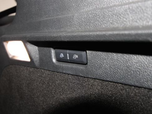 Used 2024 Lincoln Corsair AWD w/ Equipment Group 101A image 41