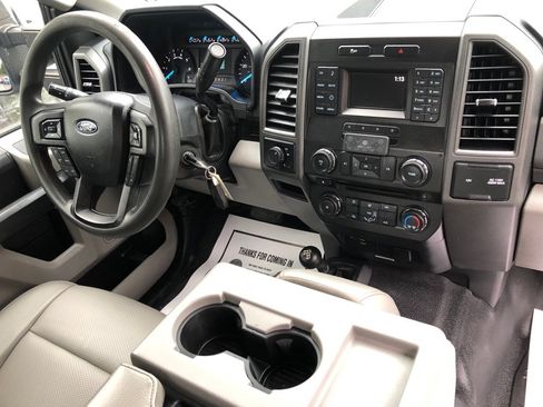 Used 2017 Ford F250 XL w/ Power Equipment Group AWD/4WD image 25