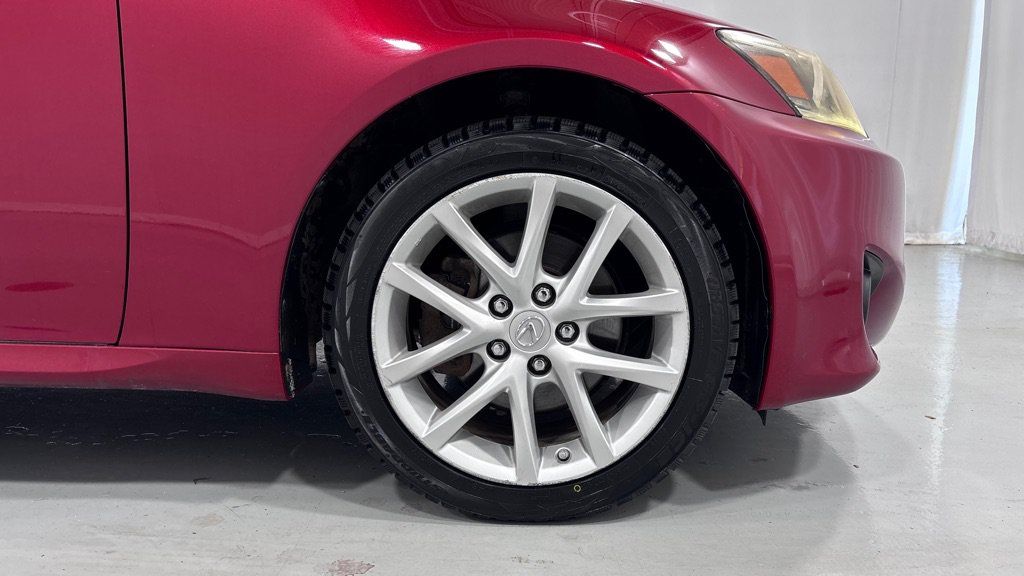 Used 2013 Lexus IS 250 AWD w/ Premium Pkg image 32