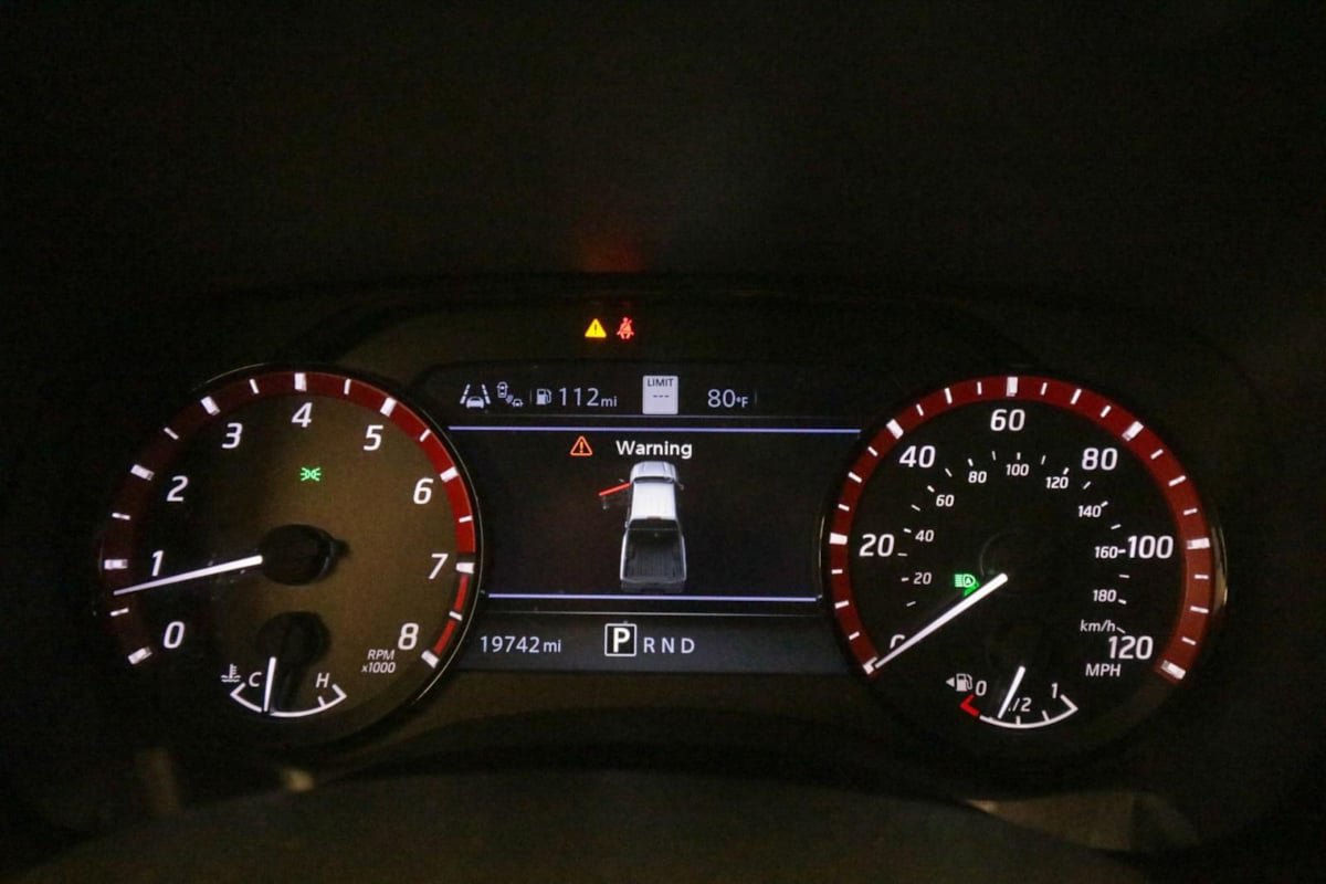 Used 2023 Nissan Frontier Pro-X w/ Pro Convenience Package RWD image 17