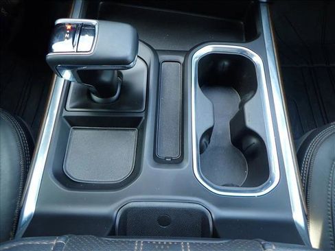 Used 2023 Chevrolet Silverado 1500 High Country w/ High Country Premium Package image 23