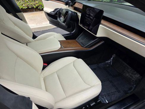 Used 2023 Tesla Model S AWD/4WD image 15