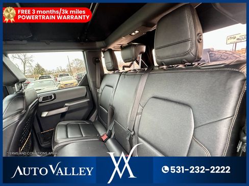 Used 2022 Ford Bronco Badlands w/ Sasquatch Package AWD/4WD image 22