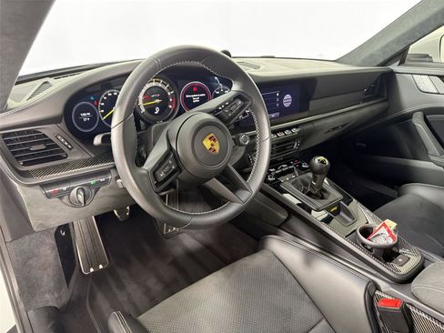 Certified 2022 Porsche 911 GT3 RWD image 4