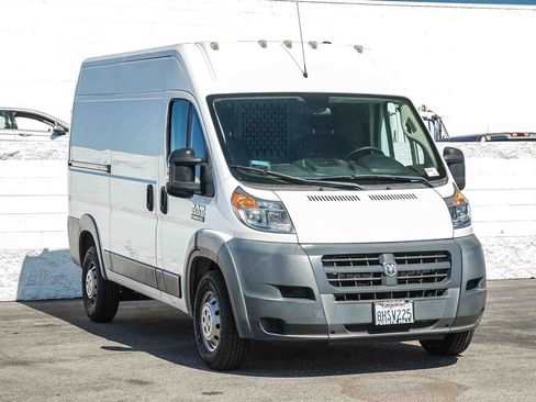 Used 2018 RAM ProMaster 1500 FWD image 3