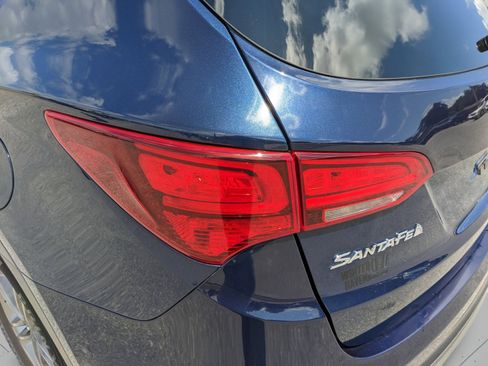 Used 2017 Hyundai Santa Fe Sport FWD image 36
