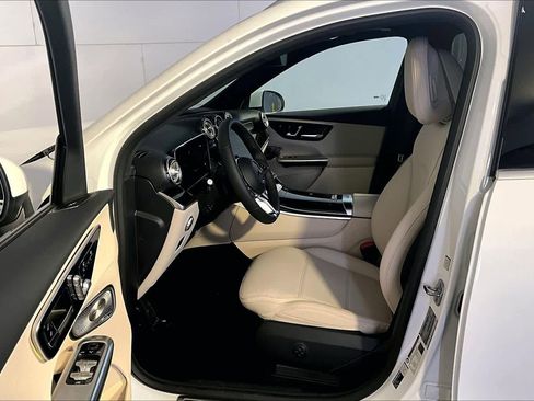 New 2026 Mercedes-Benz GLC 300 4MATIC image 13