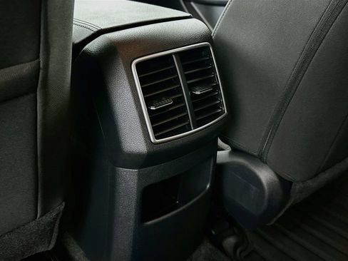 Used 2025 Kia Sportage LX FWD image 24