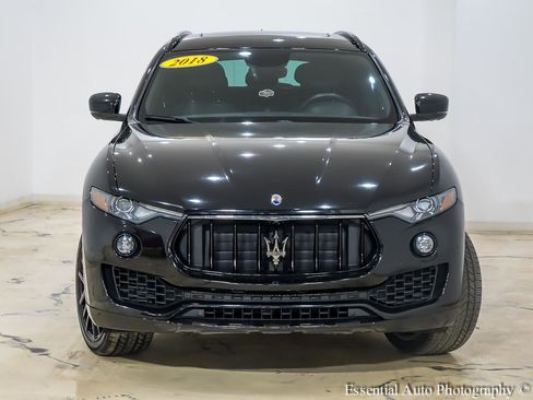 Used 2018 Maserati Levante AWD/4WD image 5