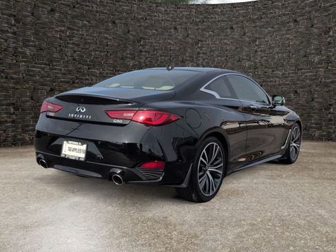 Used 2022 INFINITI Q60 3.0t Luxe w/ Essential Package RWD image 6