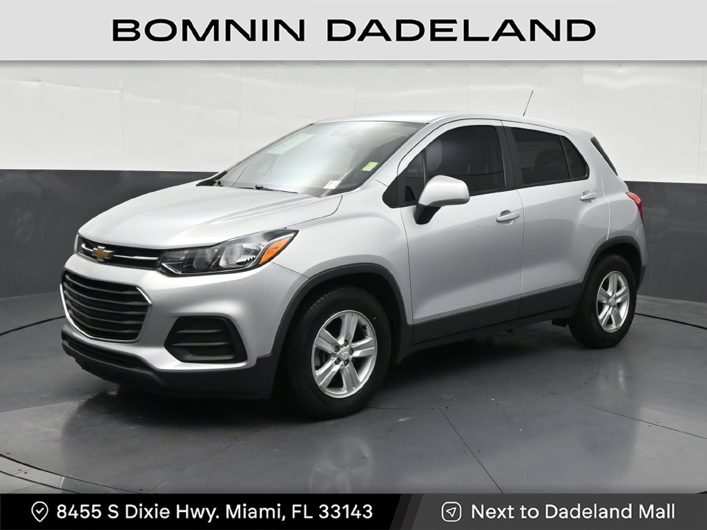 Used 2020 Chevrolet Trax LS FWD image 1
