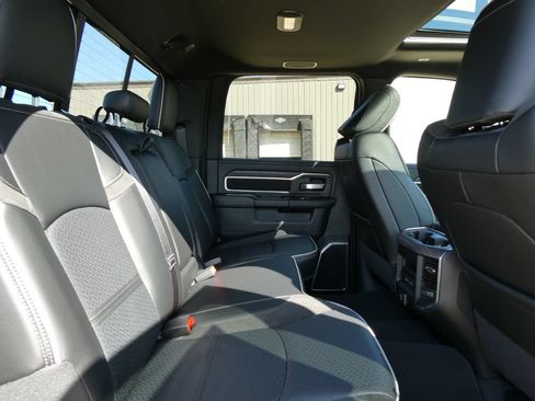 New 2026 RAM 2500 Laramie AWD/4WD image 13
