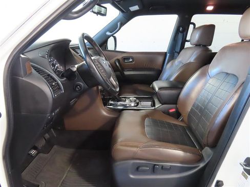 Used 2020 Nissan Armada Platinum w/ Platinum Reserve Package image 17