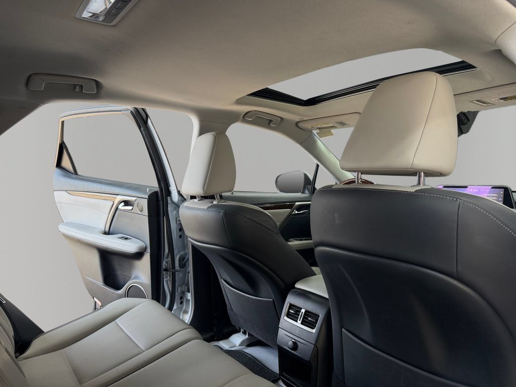 Used 2019 Lexus RX 350 FWD w/ Navigation Package image 25