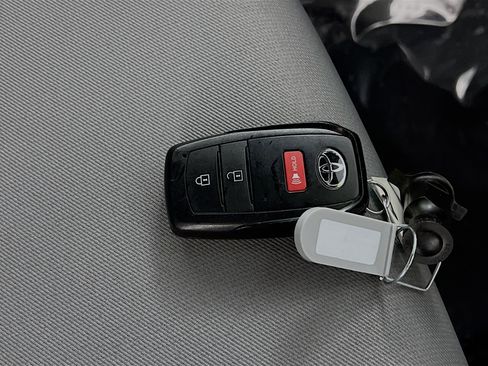 Used 2024 Toyota Tacoma SR5 image 36