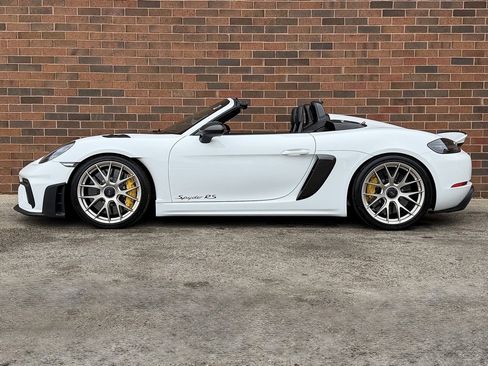 Used 2024 Porsche 718 Boxster Spyder RS w/ Weissach Package image 2