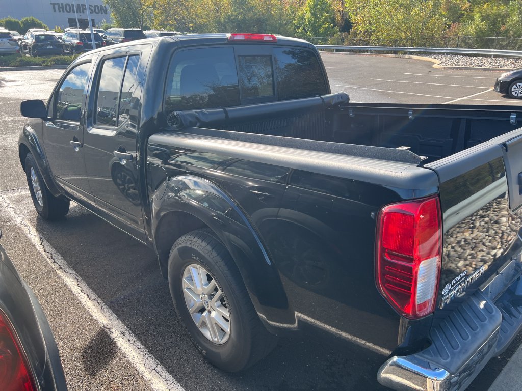 Used 2015 Nissan Frontier SV RWD image 4