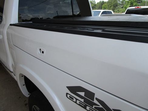 Used 2025 RAM 1500 Limited w/ Off Road Group AWD/4WD image 16