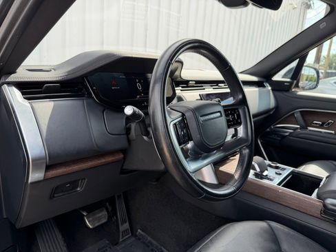 Used 2023 Land Rover Range Rover SE AWD/4WD image 19