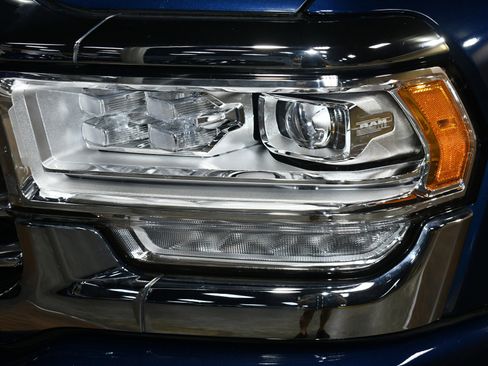 Used 2021 RAM 3500 Limited AWD/4WD image 57