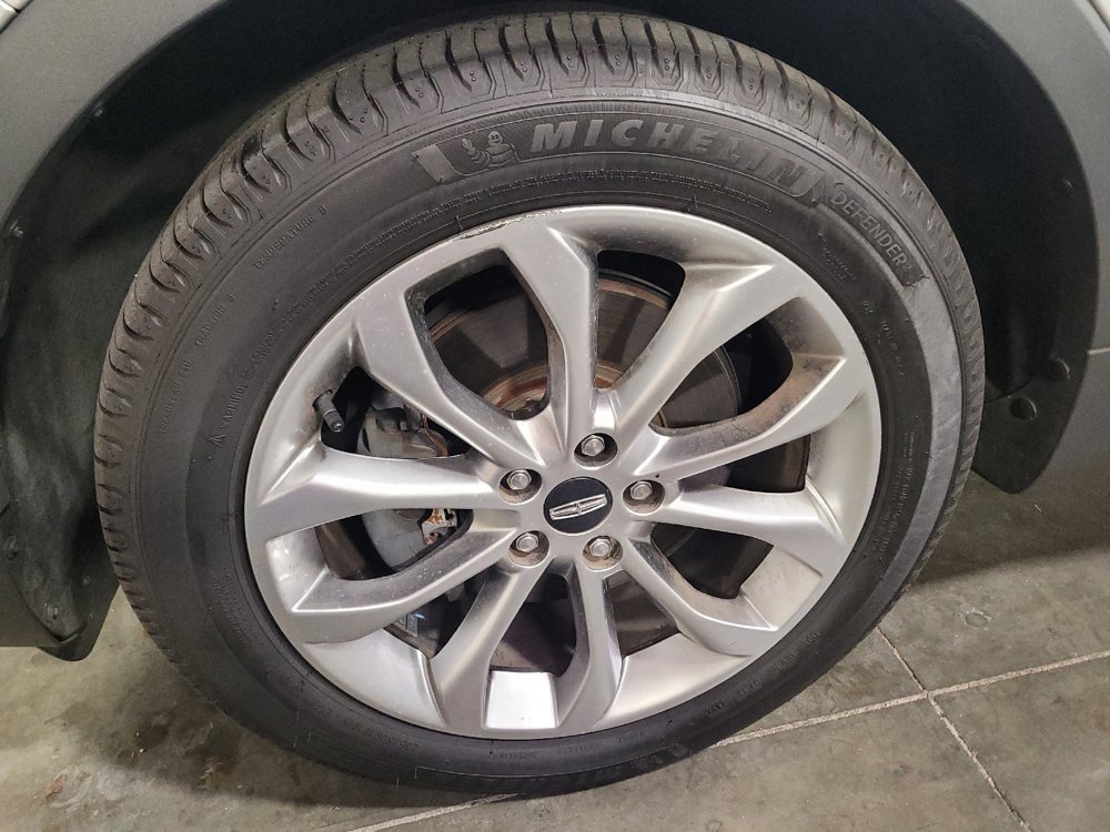 Used 2018 Lincoln MKC Select w/ Select Plus Package FWD image 31