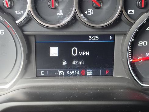 Used 2022 Chevrolet Silverado 1500 LTZ AWD/4WD image 37