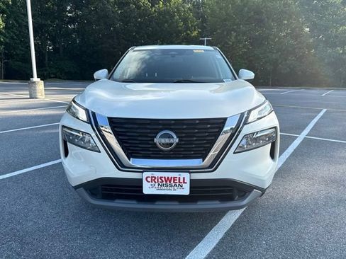 Used 2023 Nissan Rogue SV AWD/4WD image 2