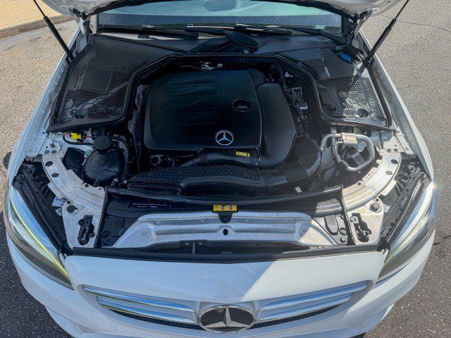 Used 2019 Mercedes-Benz C 300 Sedan image 22