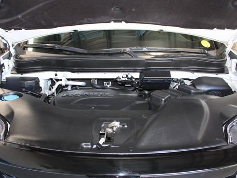 Used 2022 Honda Pilot Special Edition image 16