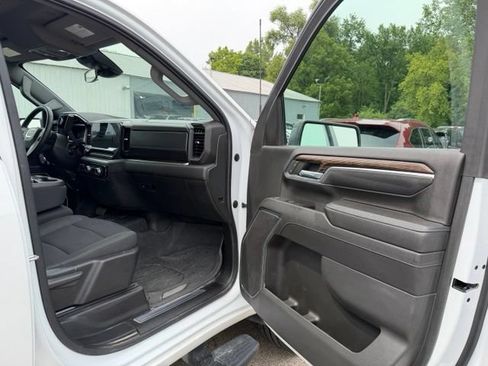 Used 2024 GMC Sierra 2500 SLE w/ SLE Convenience Package AWD/4WD image 8