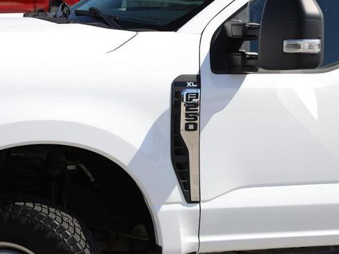 Certified 2023 Ford F250 XL image 4