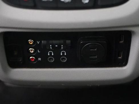 Used 2017 Honda Pilot Touring image 33