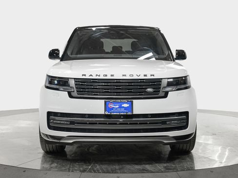 Used 2023 Land Rover Range Rover SE AWD/4WD image 10