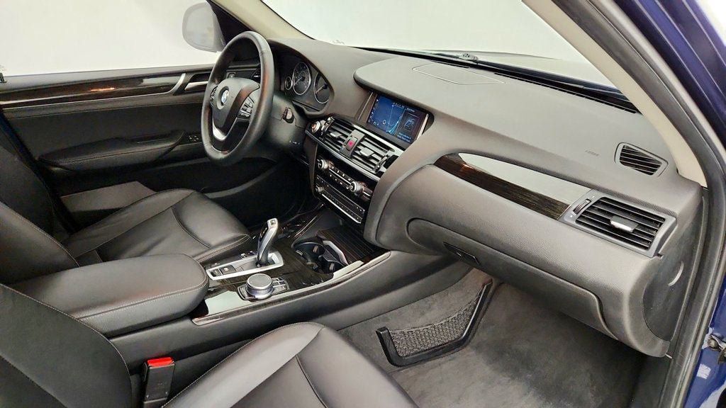 Used 2017 BMW X3 sDrive28i RWD image 26