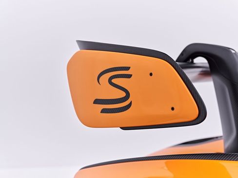 Used 2019 McLaren Senna RWD image 46