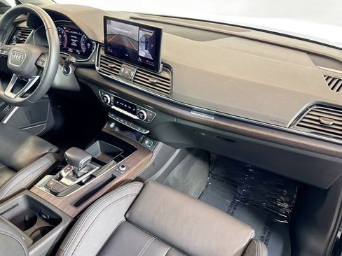 Used 2022 Audi Q5 2.0T Prestige image 28