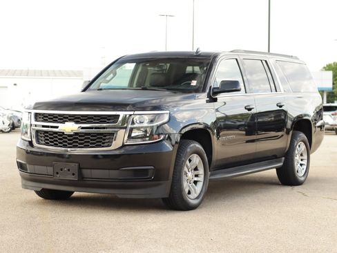 Used 2015 Chevrolet Suburban LT AWD/4WD image 3