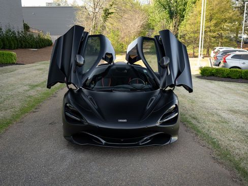 Used 2019 McLaren 720S Performance image 10