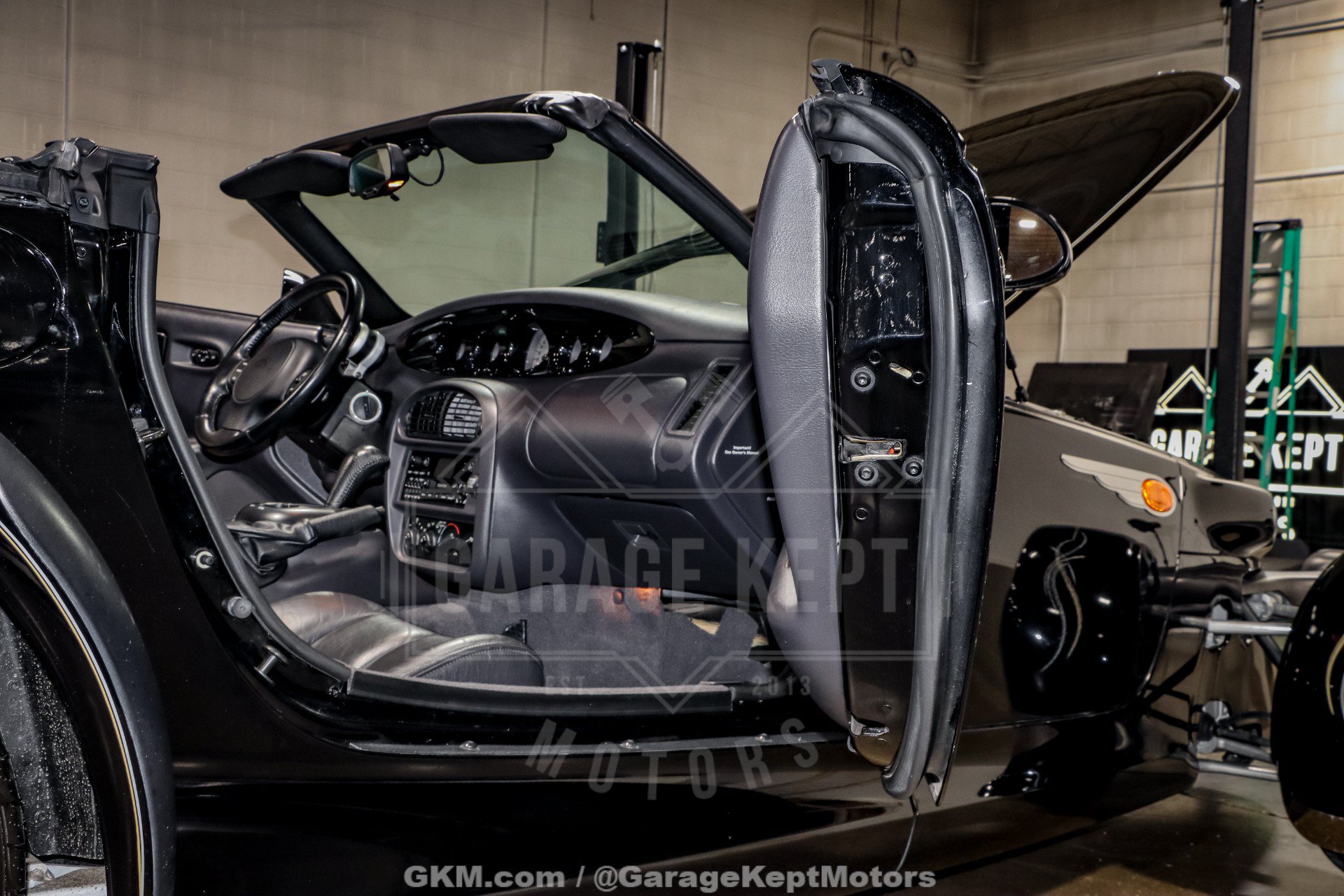 Used 1999 Plymouth Prowler RWD image 73