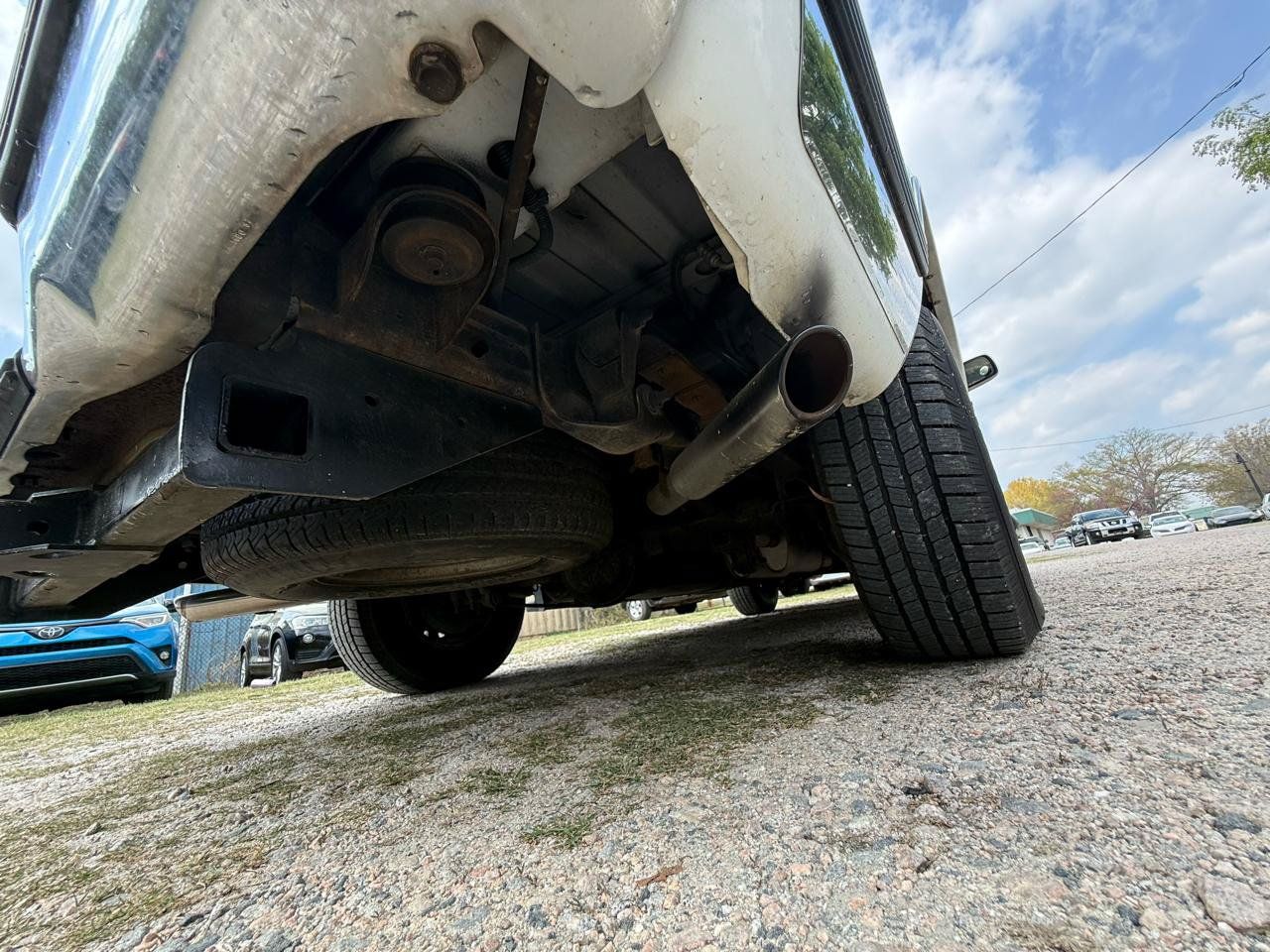 Used 1998 GMC Yukon 2WD 4-Door w/ Marketing Opt Pkg 5 image 27