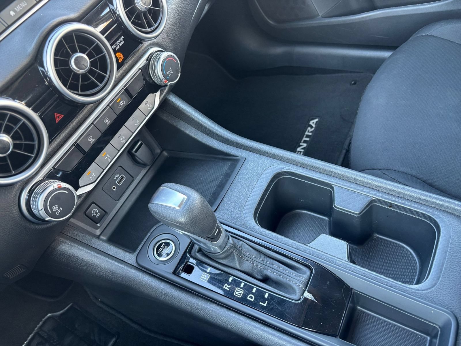 Used 2025 Nissan Sentra S FWD image 38