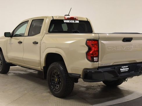 Used 2024 Chevrolet Colorado W/T RWD image 11