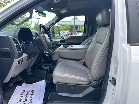 Used 2018 Ford F350 XL w/ Power Equipment Group AWD/4WD image 9