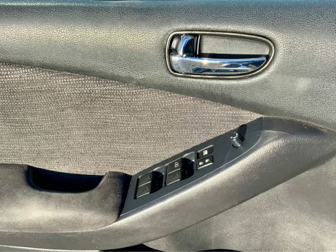 Used 2012 Nissan Altima 2.5 S image 41